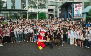 Hành trình “The Jolly Tour – Niềm Vui Âm Vang” do Jollibee tổ chức thu hút 300.000 sinh viên tham gia