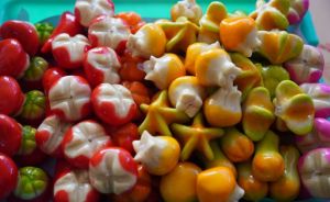 Tiệm 30 năm làm bánh 'quý tộc' ở Huế