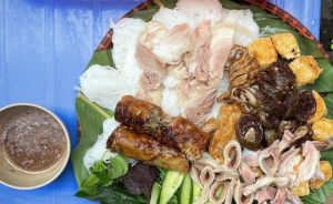 4 quán đường phố Việt hút khách ở nước ngoài