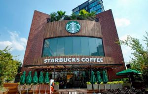 Cách Starbucks tạo sự khác biệt để dẫn đầu lĩnh vực đồ uống