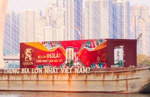 Thùng bia lớn nhất Việt Nam “cập bến” Bạch Đằng